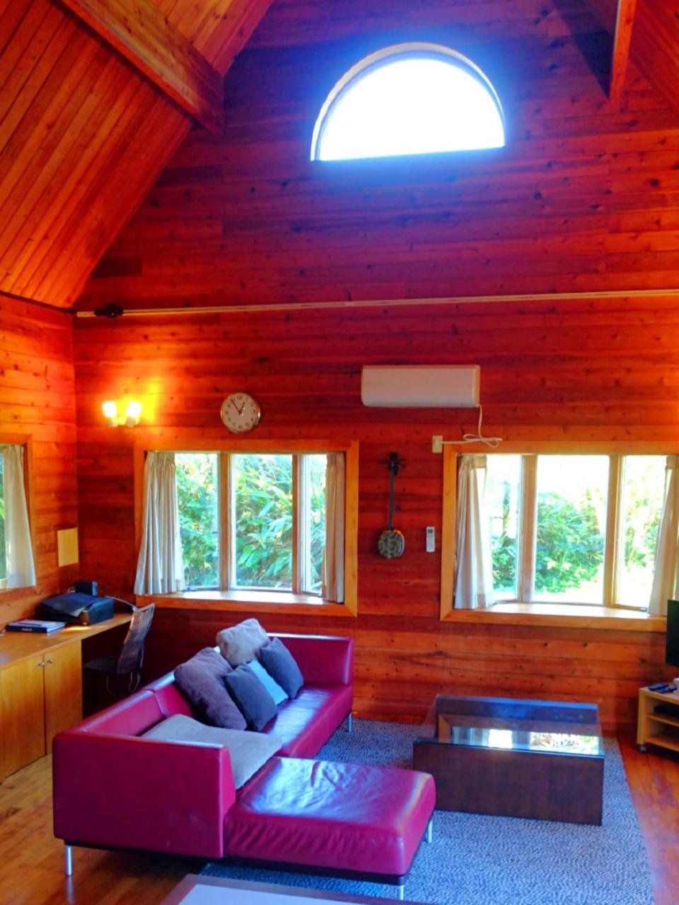Private Beach House Motobu Exterior foto