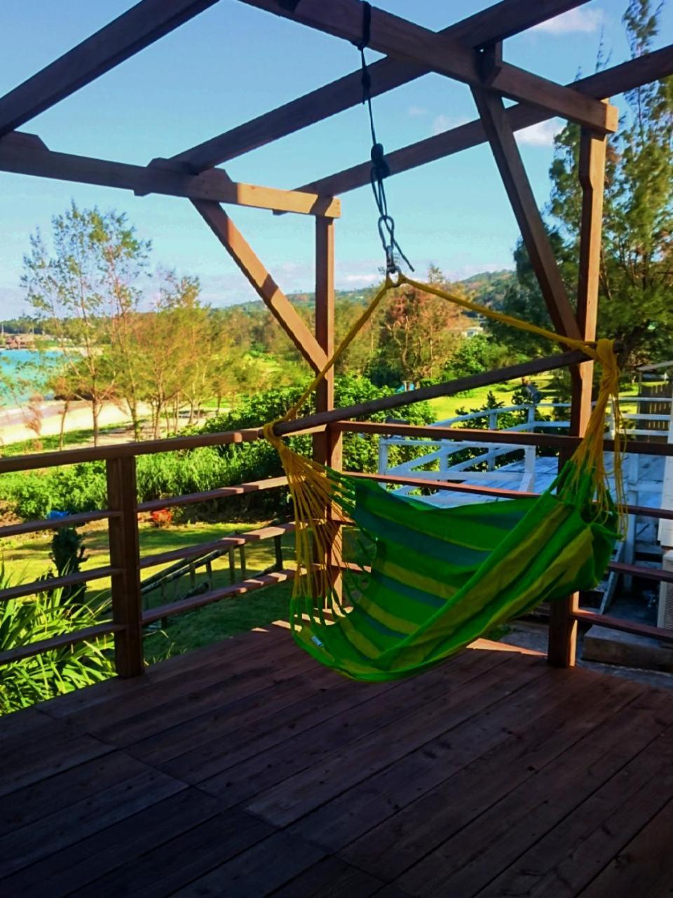 Private Beach House Motobu Exterior foto